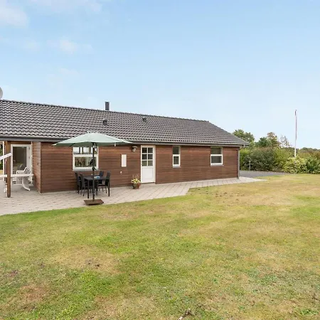 Kimi - 800m From The Sea In Djursland And Mols By Interhome * Glesborg